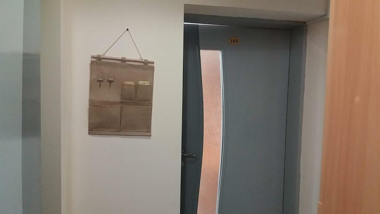 Нощувки Ботеви شومن المظهر الخارجي الصورة